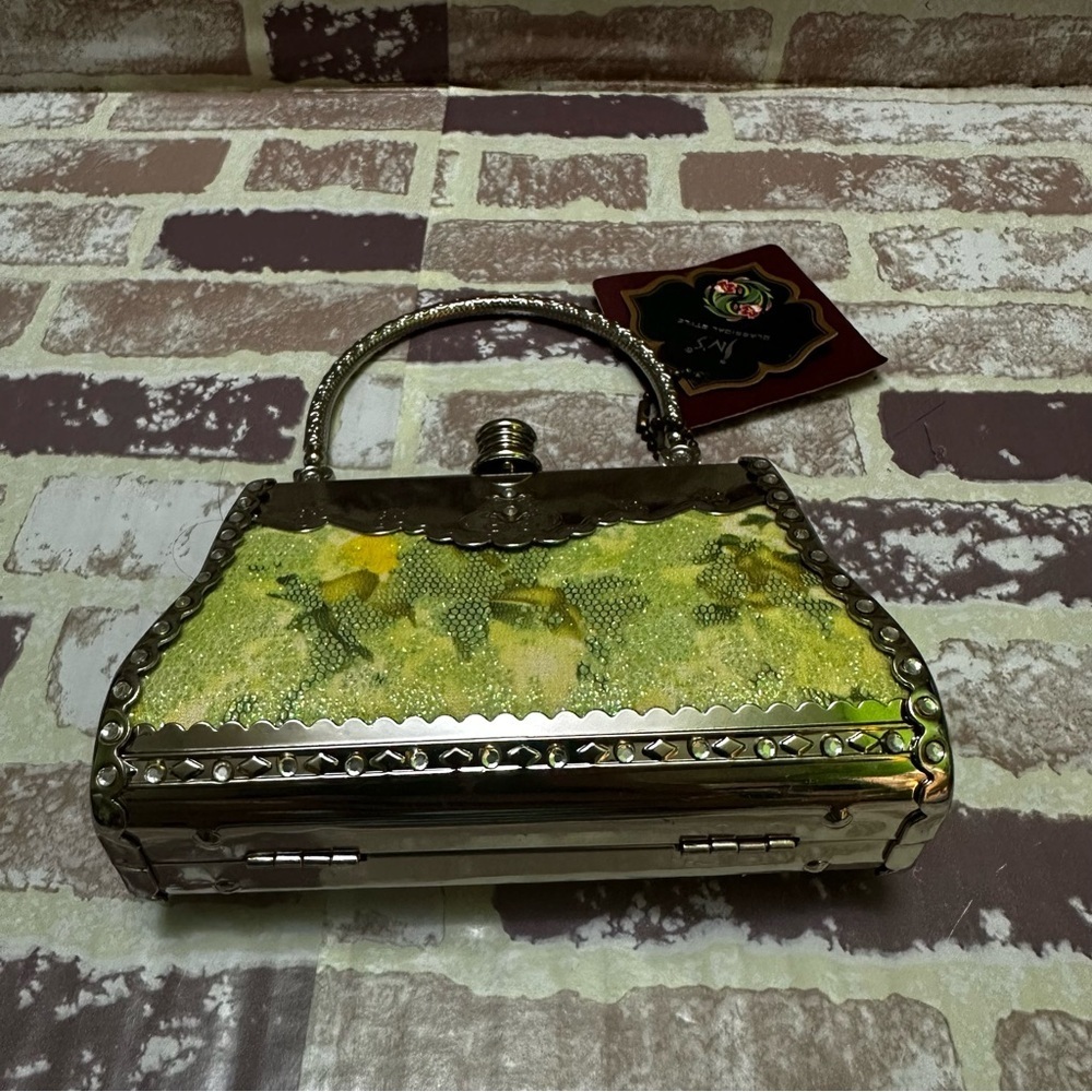 Classical Style Yellow and Silver Clutch Metal mini Bag - Picture 10 of 14